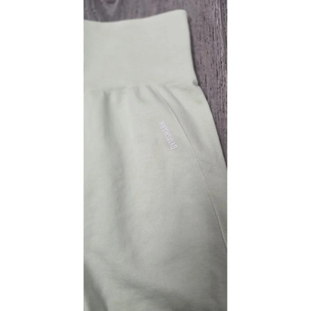 Gymshark Training Shorts Womens Medium Gym Workout Athletic‎ Activewear